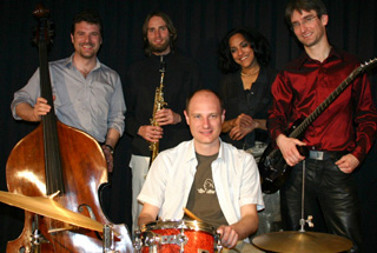 Pottendorf - VJH-Saal - Classic meets Jazz II - Richard Barnert, Peter Natterer, Richard Graf, Uli Pesendorfer - Mai 2006